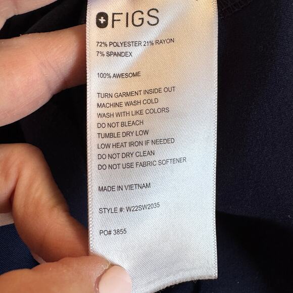 Figs Rafaela Cargo Jumpsuit Navy Sz Large EUC Nurse First Responder Uniform EUC - Picture 16 of 16